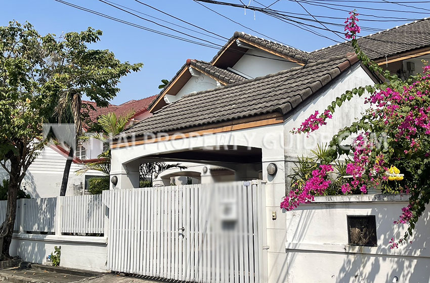 House in Sukhumvit 